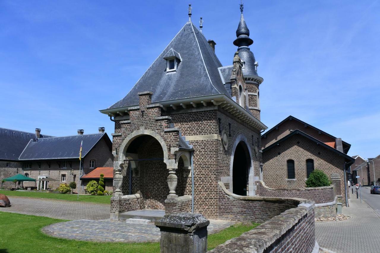 Bed & Breakfast Kasteelhoeve Borgharen - Maastricht